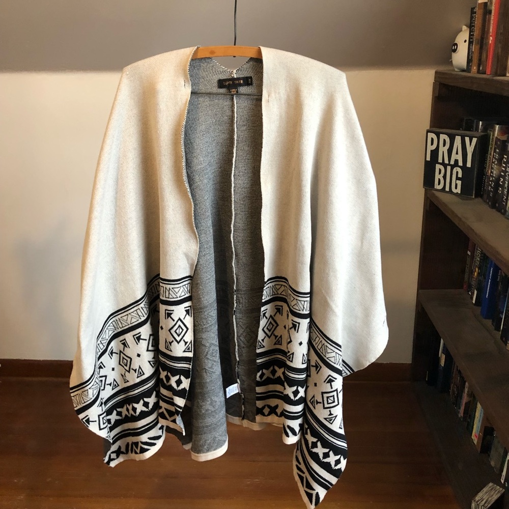 Love Tree Shawl size small/medium